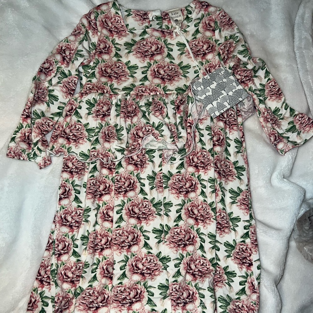 Kate Quinn dress